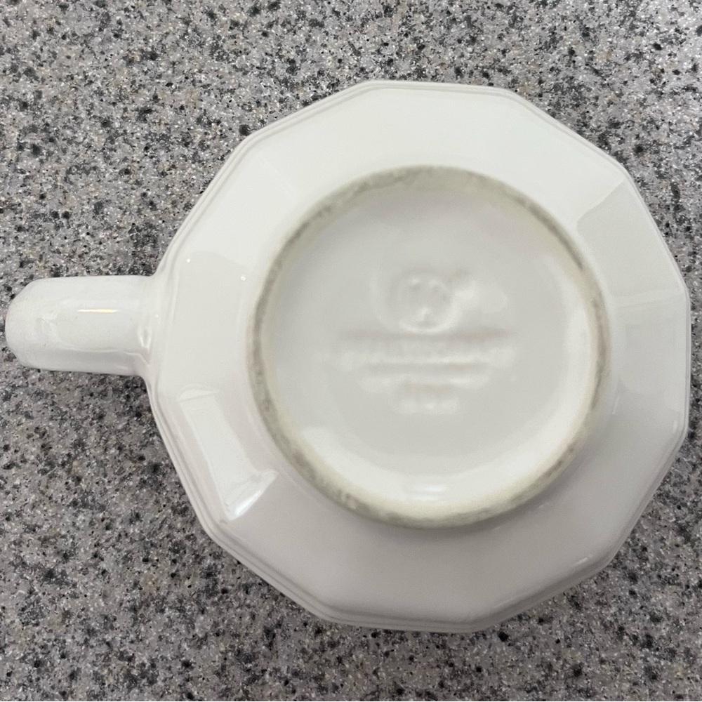 Pfaltzgraff Heritage Pattern White Ceramic Mugs - Picture 7 of 9